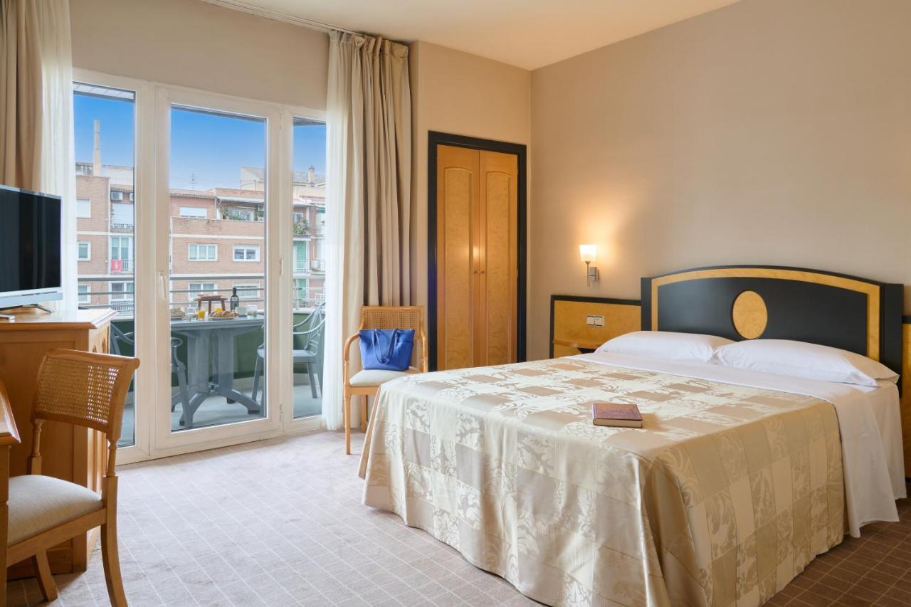 Hotel Macia Condor Гранада Екстериор снимка