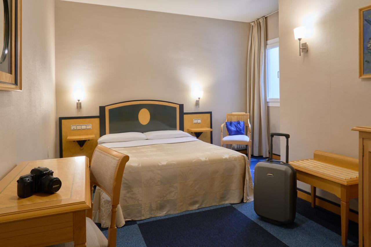Hotel Macia Condor Гранада Стая снимка