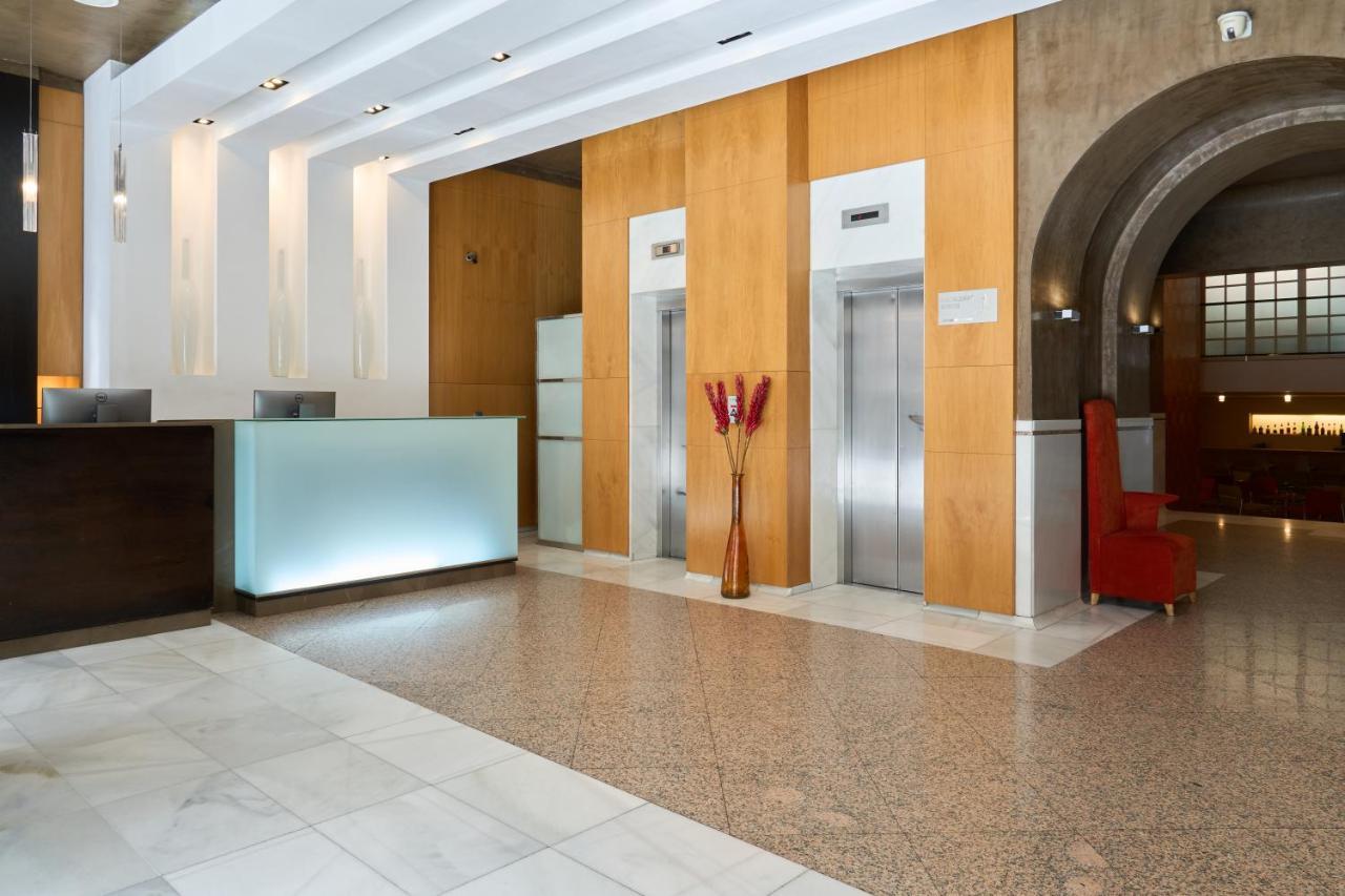 Hotel Macia Condor Гранада Екстериор снимка